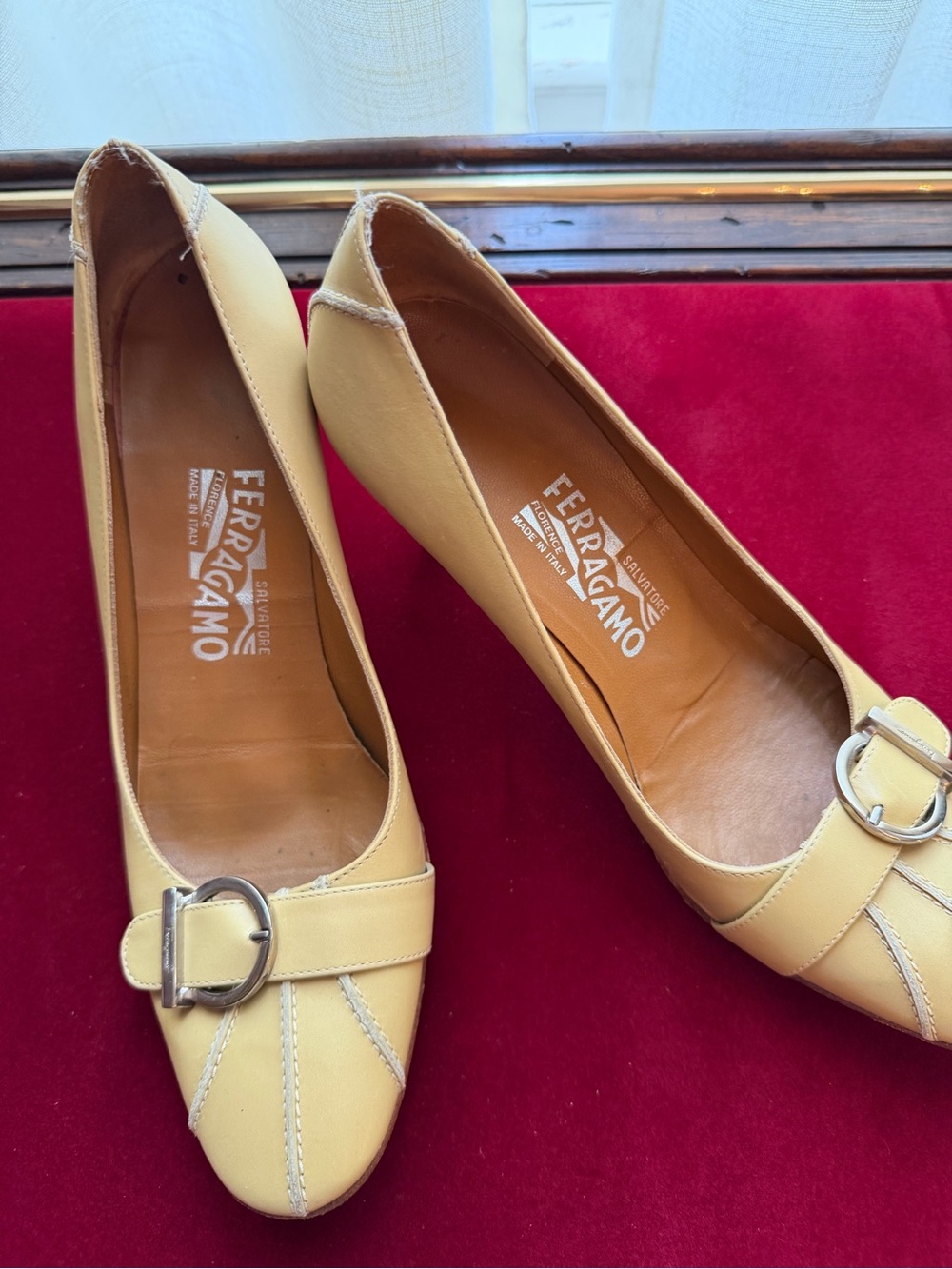 Salvatore Ferragamo Vintage Pale Yellow Leather Kitten Heels